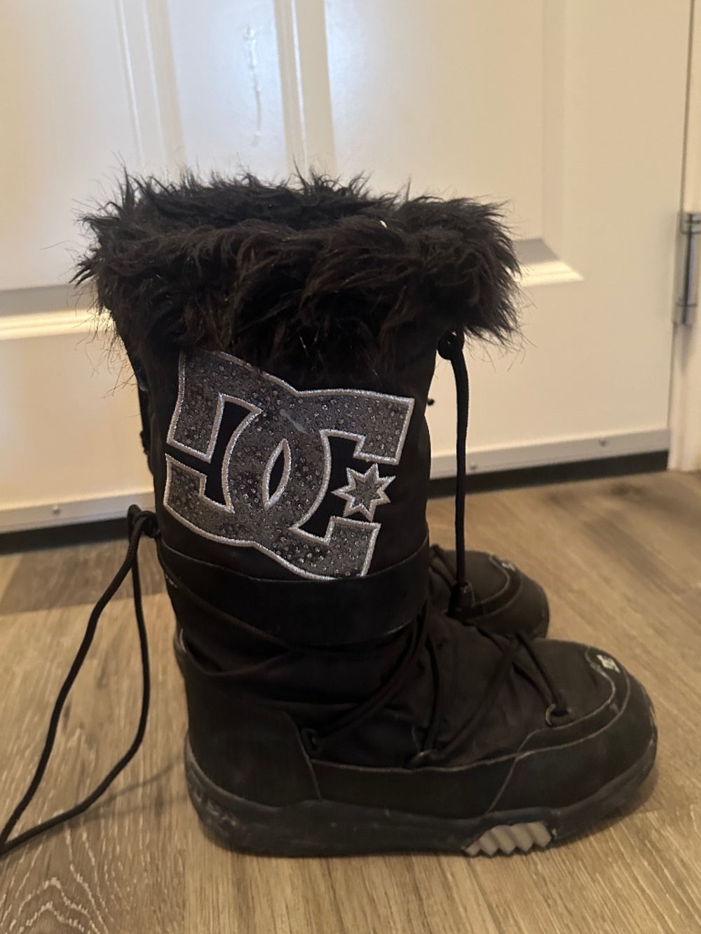 DC winter boots